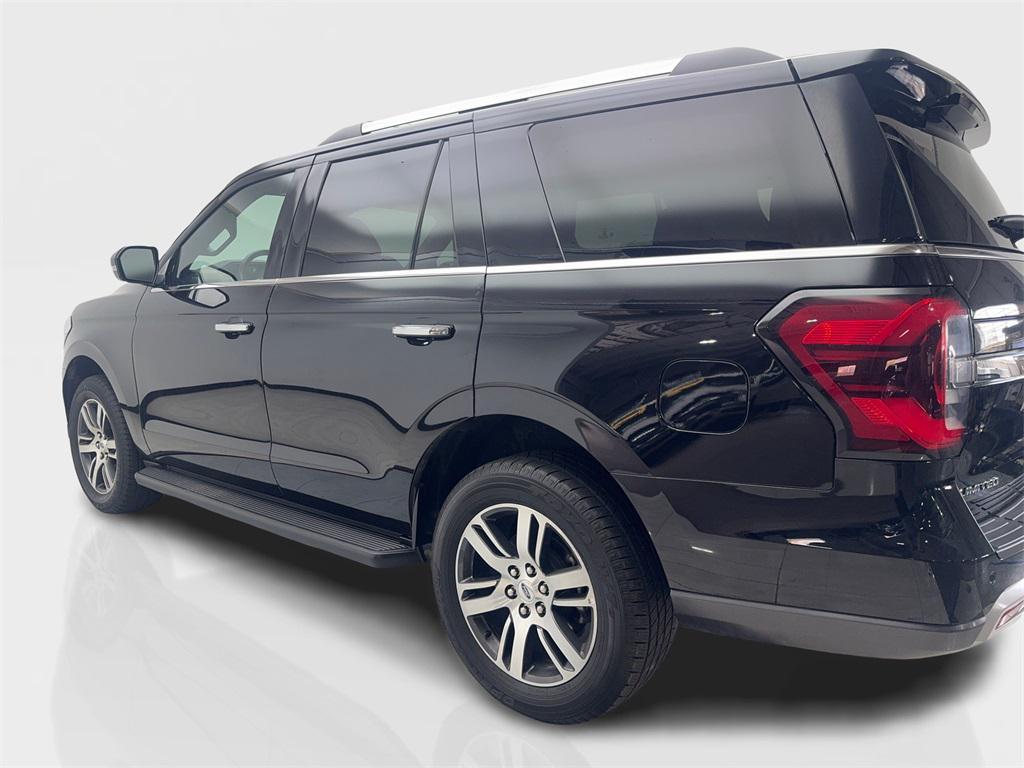 used 2024 Ford Expedition car, priced at $46,480