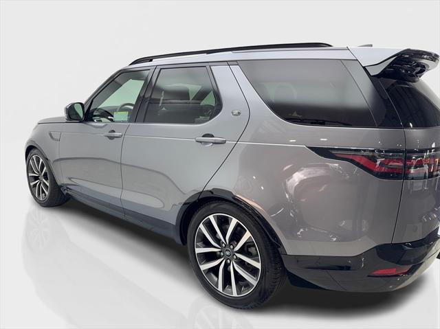 used 2022 Land Rover Discovery car, priced at $38,980