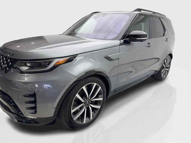 used 2022 Land Rover Discovery car, priced at $38,980