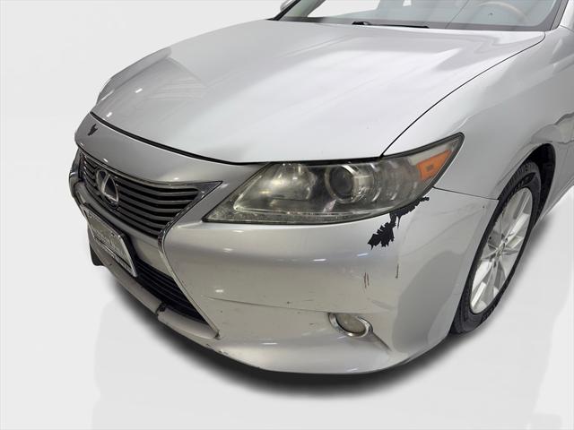 used 2013 Lexus ES 300h car, priced at $9,880