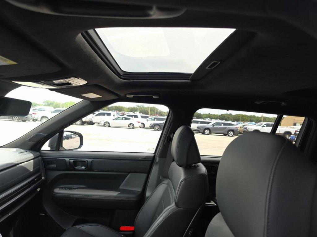 used 2024 Hyundai Santa Fe car, priced at $36,390