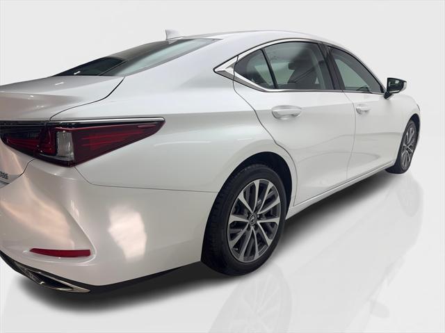 used 2022 Lexus ES 350 car, priced at $37,490