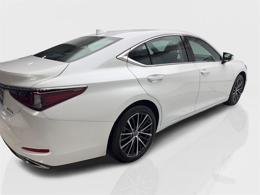 used 2024 Lexus ES 350 car, priced at $37,980