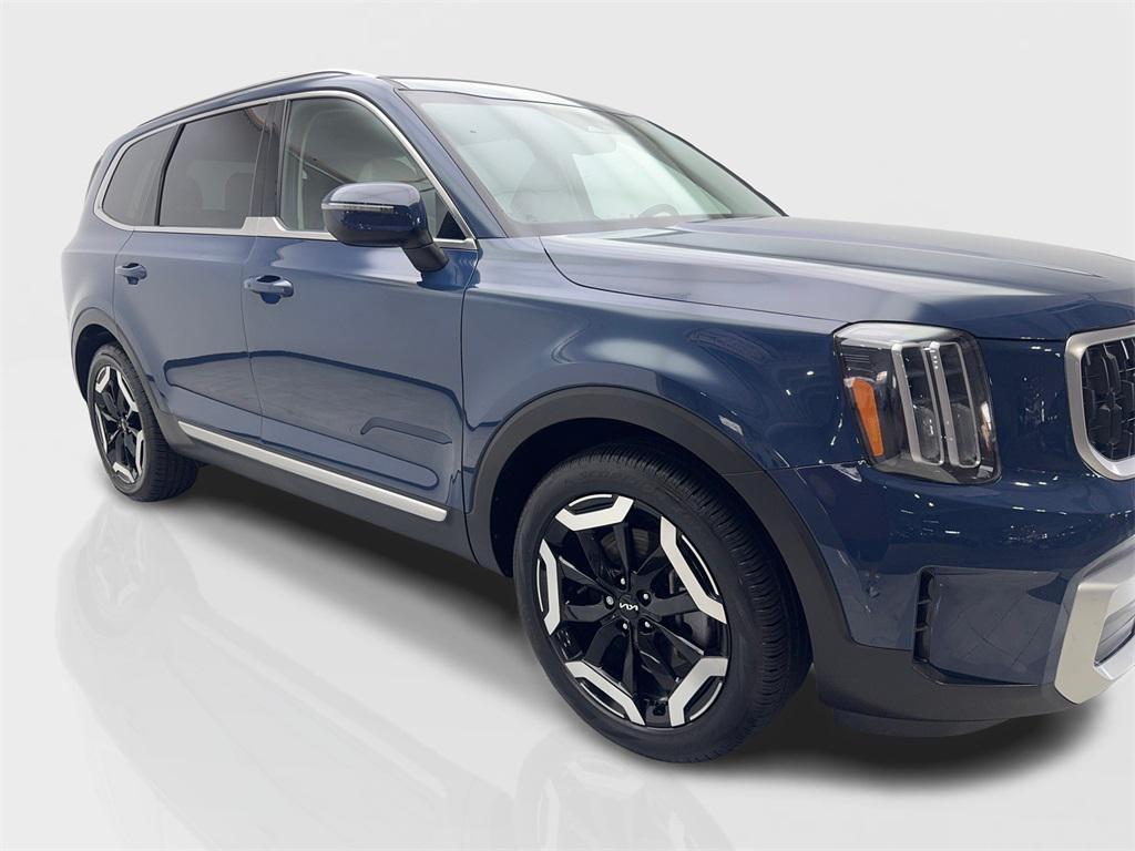 used 2024 Kia Telluride car, priced at $36,490