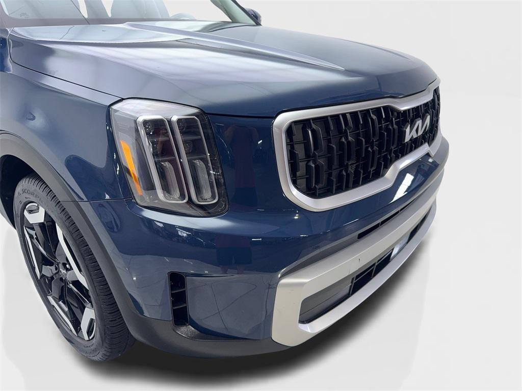 used 2024 Kia Telluride car, priced at $36,490
