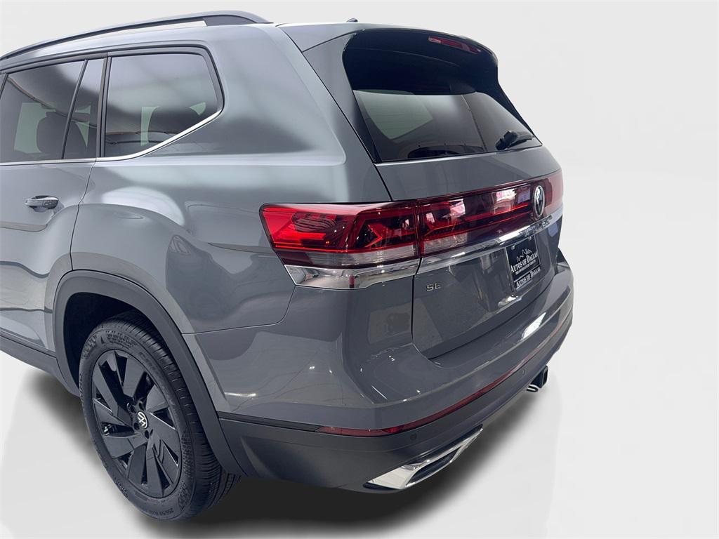 used 2025 Volkswagen Atlas car, priced at $37,490