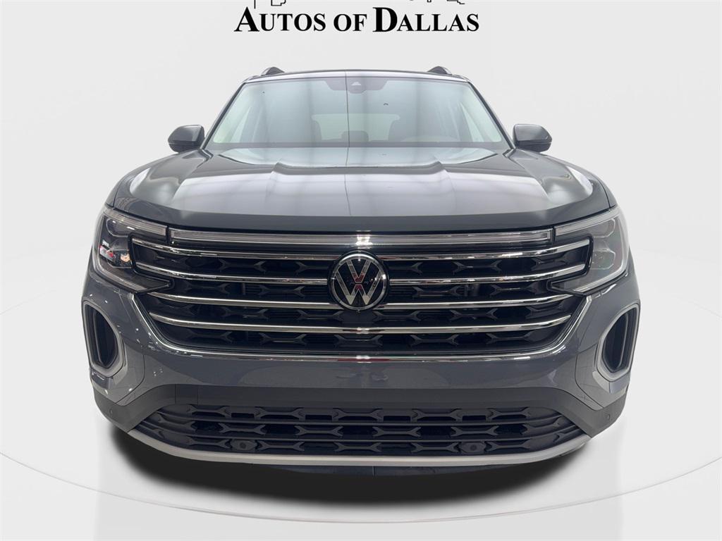 used 2025 Volkswagen Atlas car, priced at $37,490
