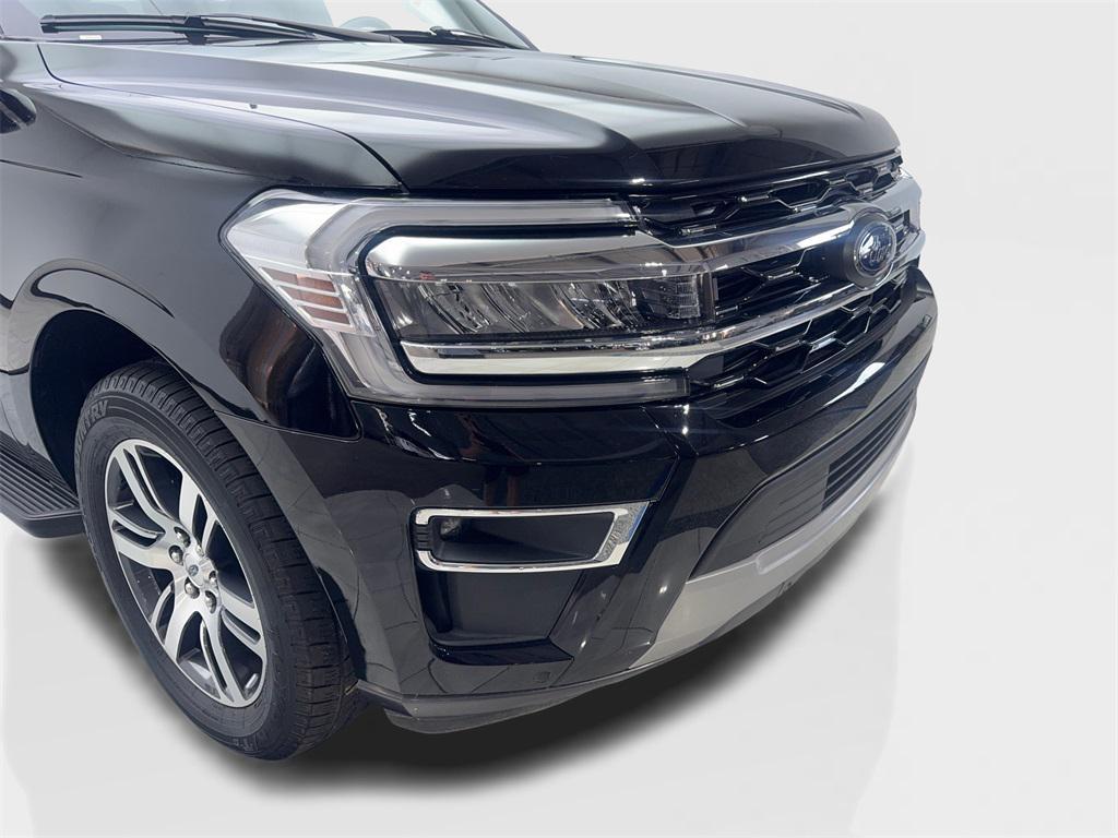 used 2024 Ford Expedition car, priced at $46,980