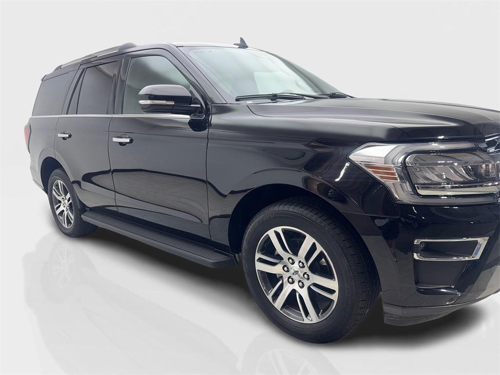 used 2024 Ford Expedition car, priced at $46,980