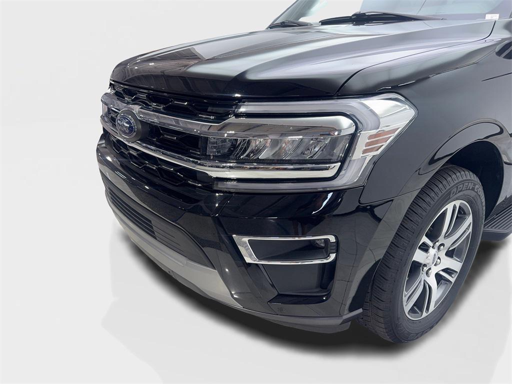 used 2024 Ford Expedition car, priced at $46,980