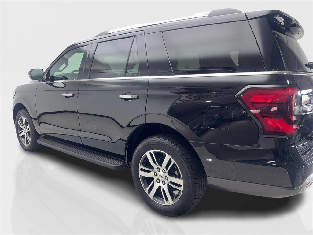 used 2024 Ford Expedition car, priced at $46,980
