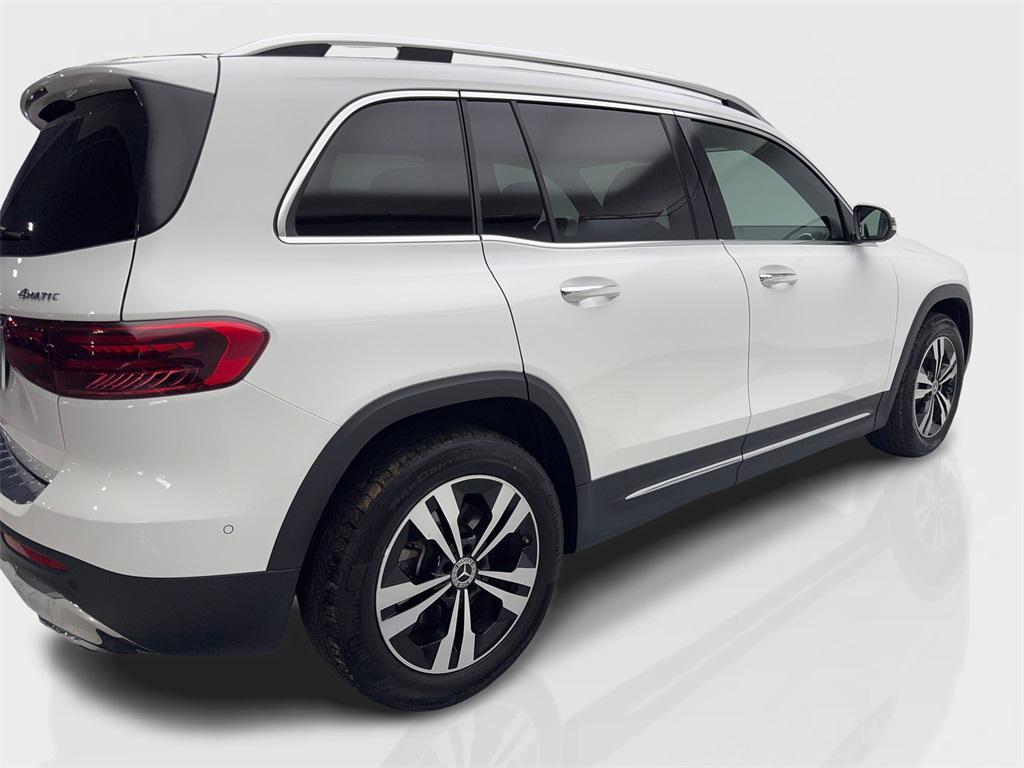 used 2024 Mercedes-Benz GLB 250 car, priced at $32,490