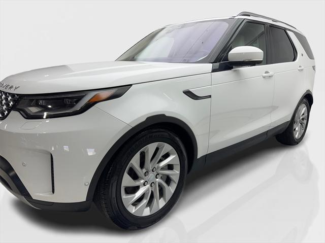 used 2022 Land Rover Discovery car, priced at $33,880