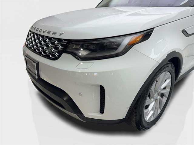 used 2022 Land Rover Discovery car, priced at $33,880