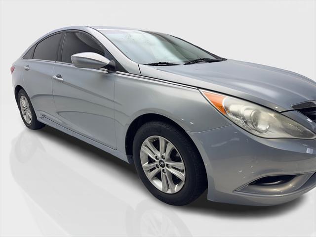 used 2013 Hyundai Sonata car, priced at $5,490