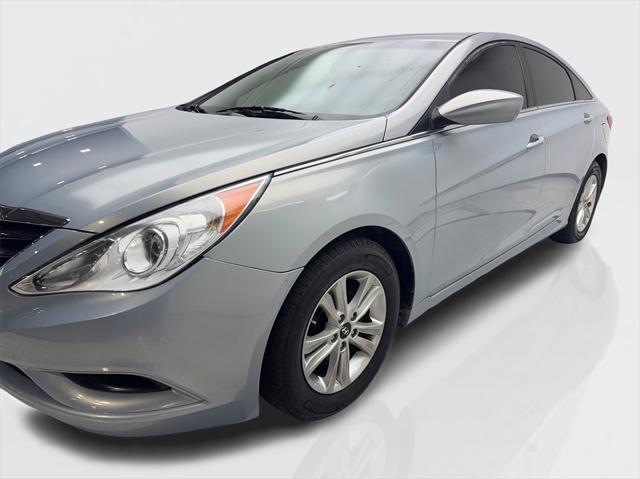 used 2013 Hyundai Sonata car, priced at $5,490