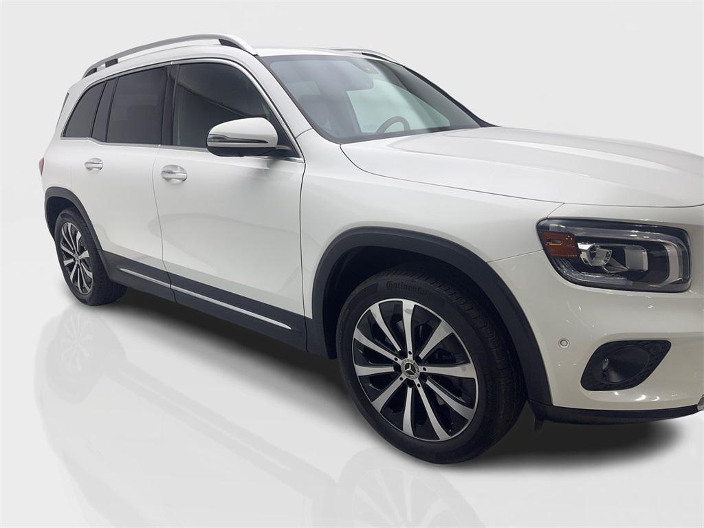 used 2022 Mercedes-Benz GLB 250 car, priced at $25,880