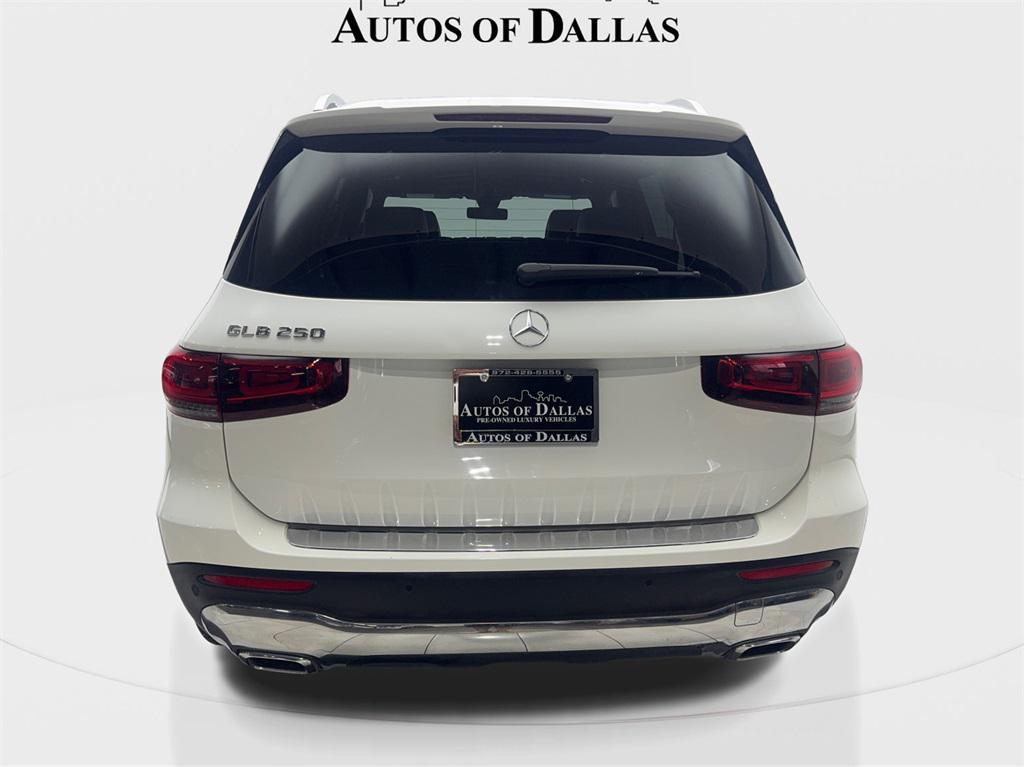 used 2022 Mercedes-Benz GLB 250 car, priced at $25,880