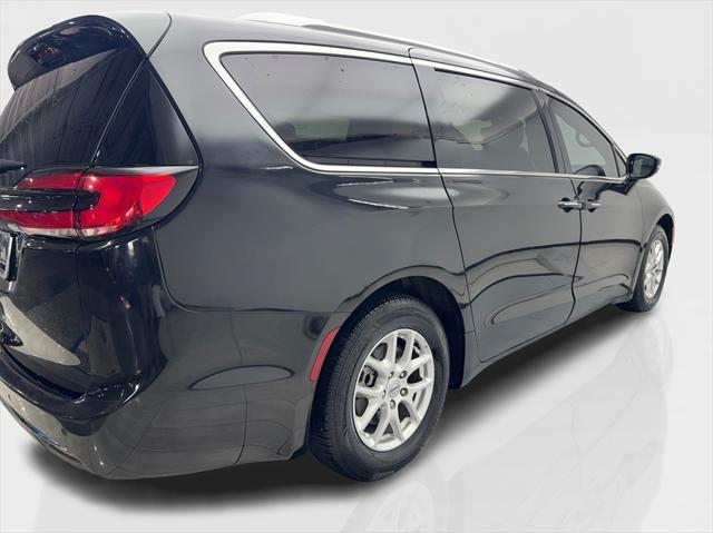 used 2021 Chrysler Pacifica car, priced at $19,480