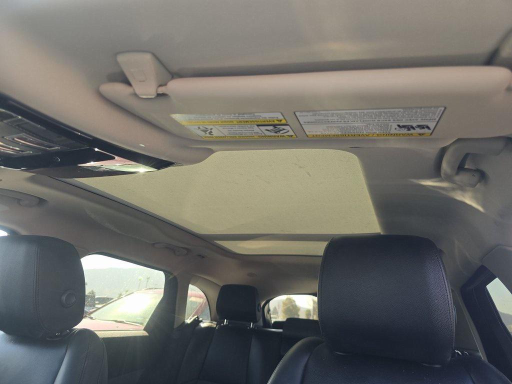 used 2024 Land Rover Range Rover Velar car, priced at $37,880
