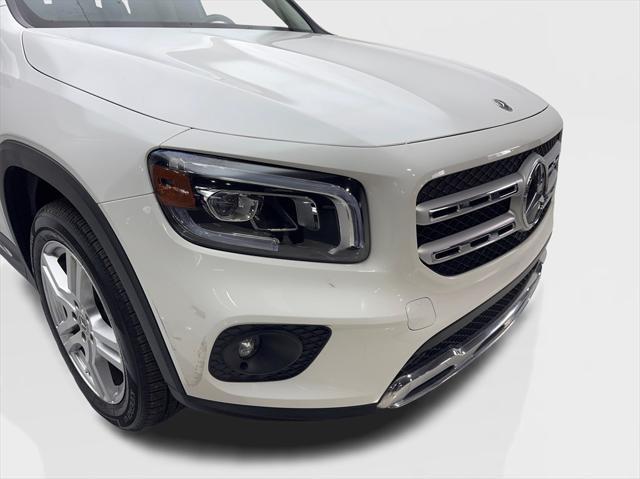 used 2021 Mercedes-Benz GLB 250 car, priced at $25,990