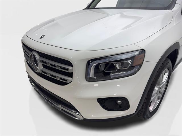 used 2021 Mercedes-Benz GLB 250 car, priced at $25,990