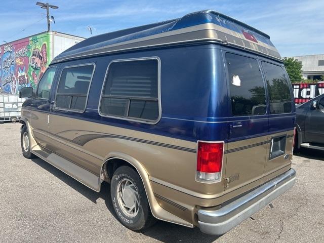 used 1998 Ford E150 car, priced at $5,799