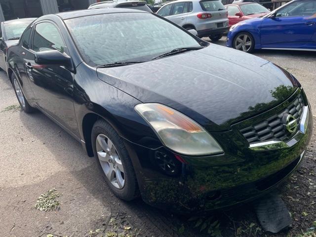 used 2009 Nissan Altima car, priced at $7,299