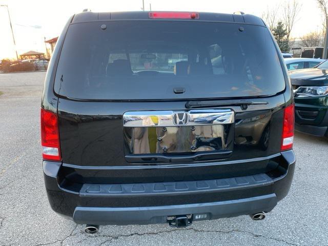 used 2009 Honda Pilot car, priced at $10,499