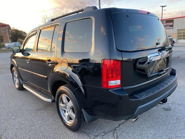 used 2009 Honda Pilot car, priced at $10,499