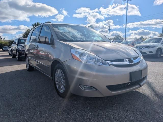 used 2008 Toyota Sienna car, priced at $6,899