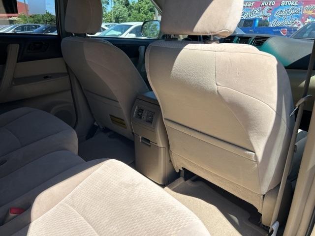 used 2008 Toyota Highlander car, priced at $8,399