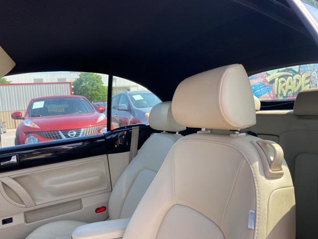 used 2009 Volkswagen New Beetle car, priced at $8,999