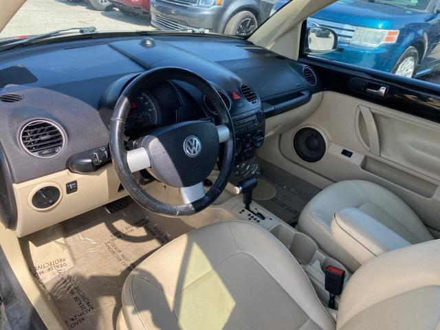 used 2009 Volkswagen New Beetle car, priced at $8,999
