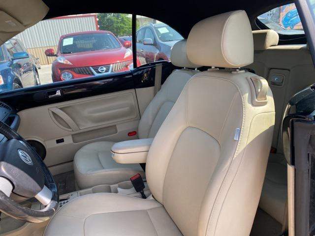 used 2009 Volkswagen New Beetle car, priced at $8,999