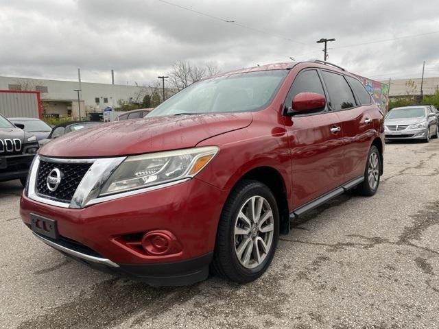 used 2015 Nissan Pathfinder car, priced at $4,689