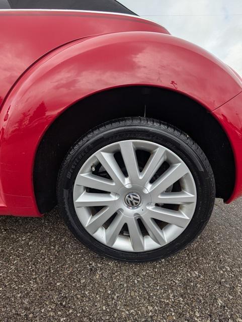 used 2008 Volkswagen New Beetle car, priced at $8,299