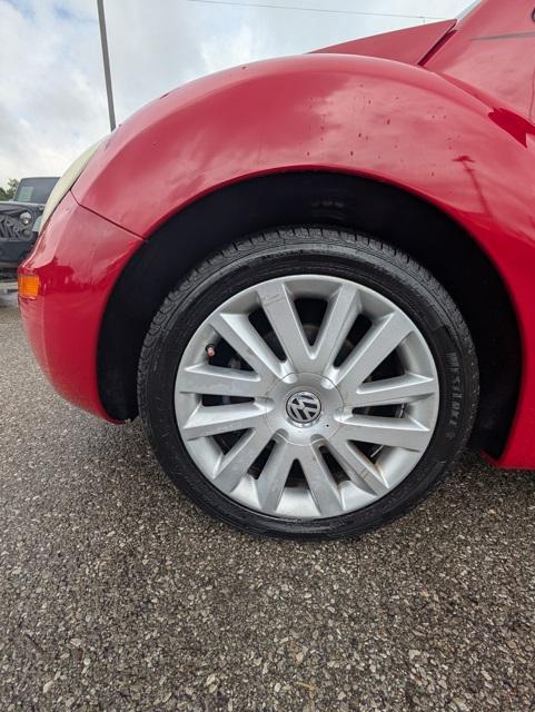 used 2008 Volkswagen New Beetle car, priced at $8,299