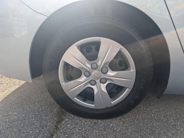 used 2017 Chevrolet Cruze car, priced at $6,899