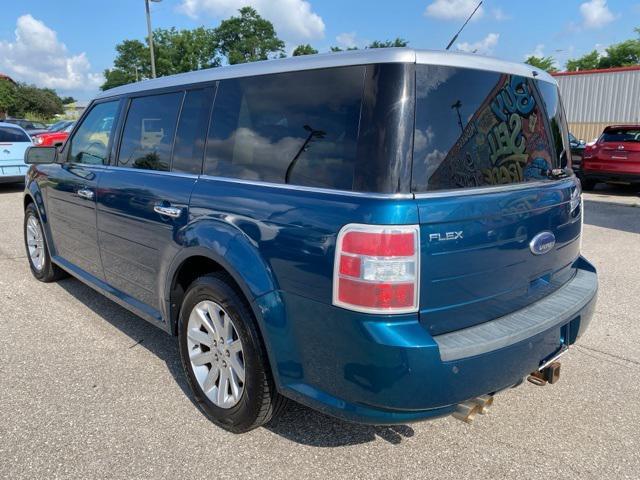 used 2011 Ford Flex car, priced at $7,999