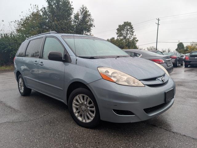 used 2009 Toyota Sienna car, priced at $7,199