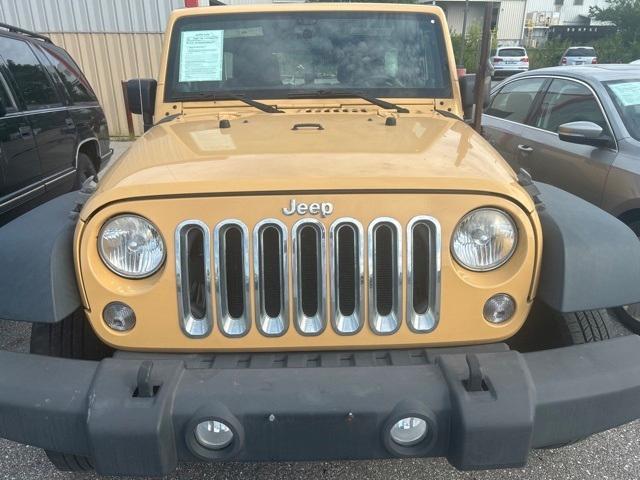 used 2014 Jeep Wrangler Unlimited car, priced at $16,299