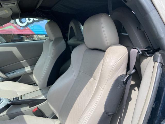 used 2007 Nissan 350Z car, priced at $10,999