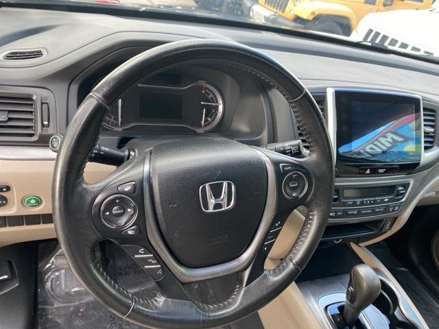 used 2016 Honda Pilot car, priced at $14,999