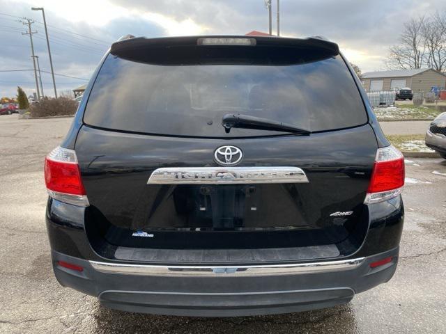 used 2012 Toyota Highlander car, priced at $9,899