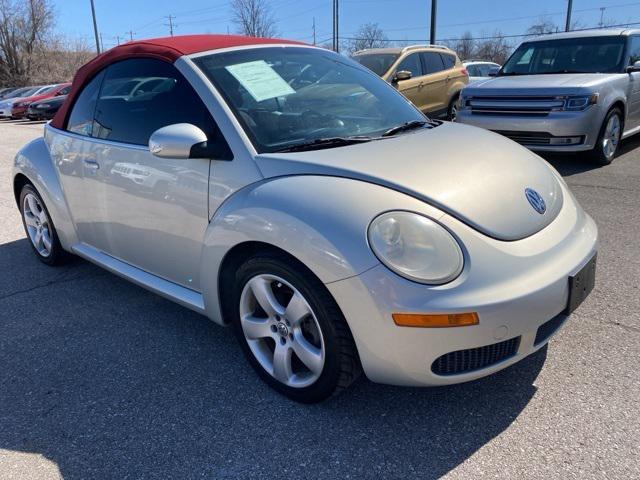 used 2009 Volkswagen New Beetle car, priced at $10,299