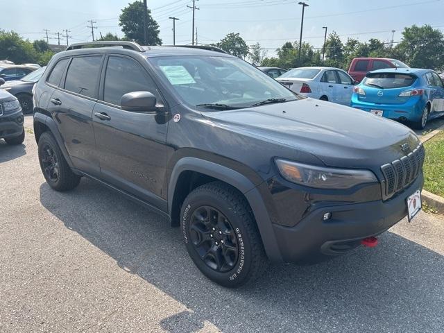 used 2019 Jeep Cherokee car, priced at $16,999