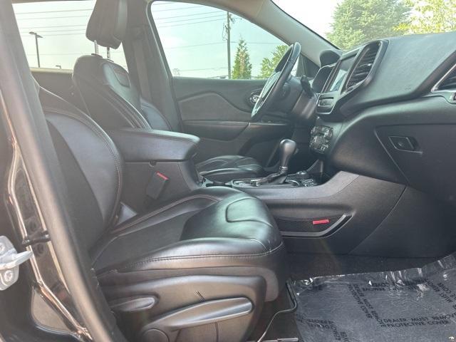 used 2019 Jeep Cherokee car, priced at $16,999