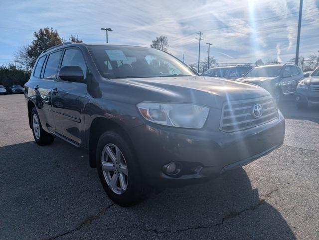 used 2010 Toyota Highlander car, priced at $6,699