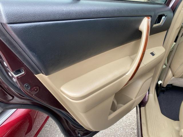 used 2012 Toyota Highlander car, priced at $7,999
